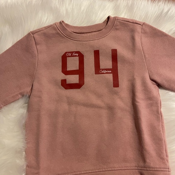 EUC- crewneck sweatshirts size 3T oldnavy - Picture 2 of 3